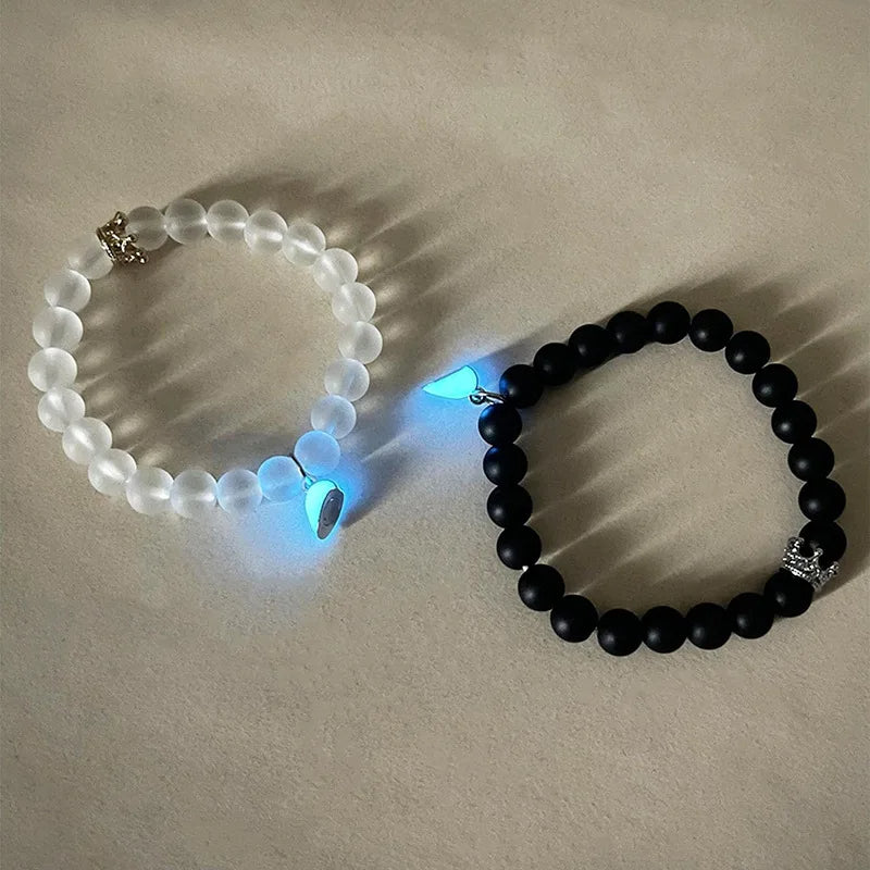 Heart magnet crown bracelets