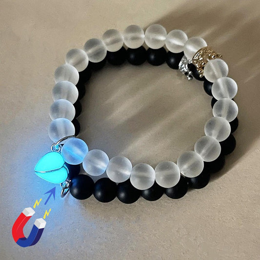 Heart magnet crown bracelets